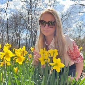 Meet your Posher, Zoya